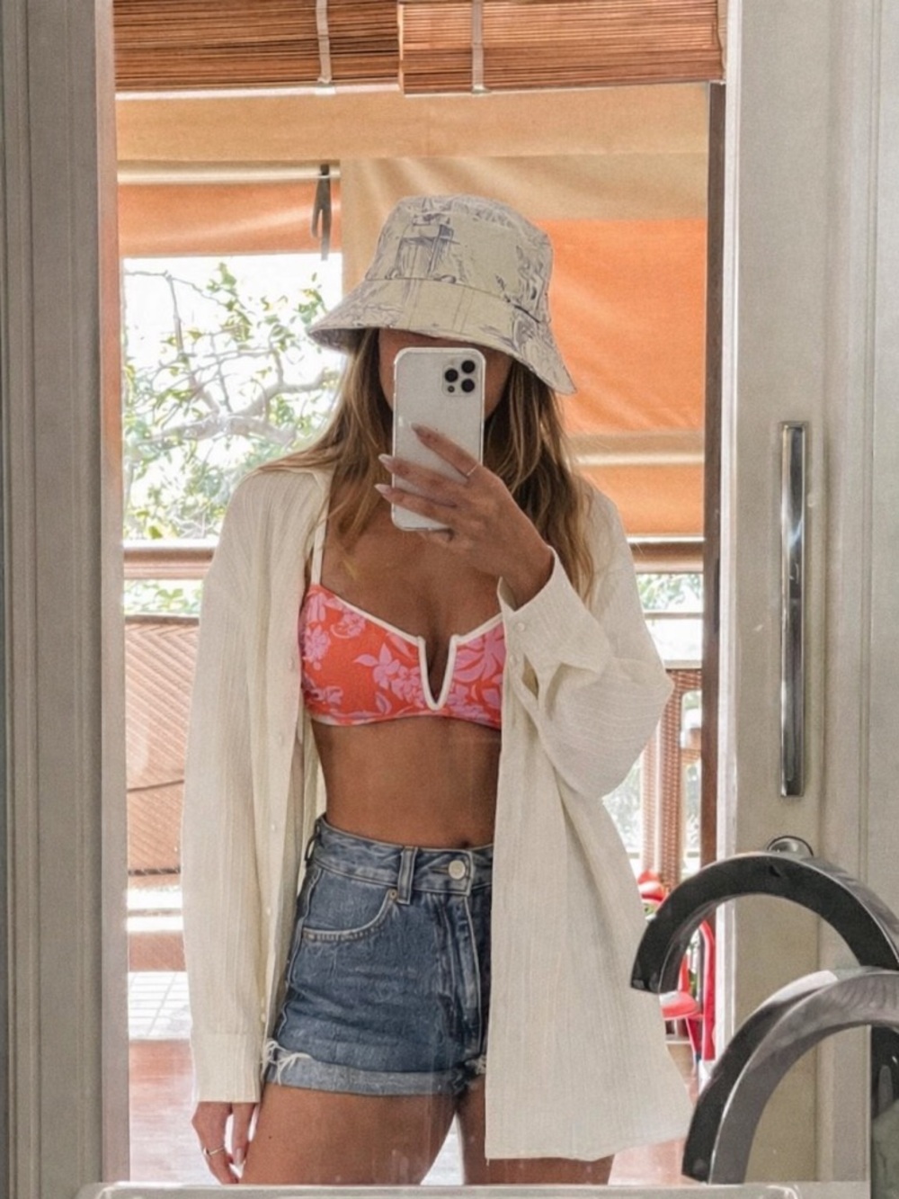 ANTHROPOLOGIE SANCTUARY FLORAL BIKINI TOP ORANGE PINK V-WIRE SIZE L